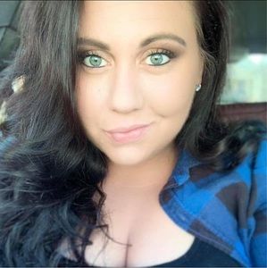 Meet your Posher, Pagan